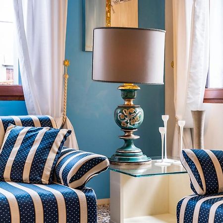 Friari Suite-Luxury Apt. Close To Rialto Bridge Venice Luaran gambar