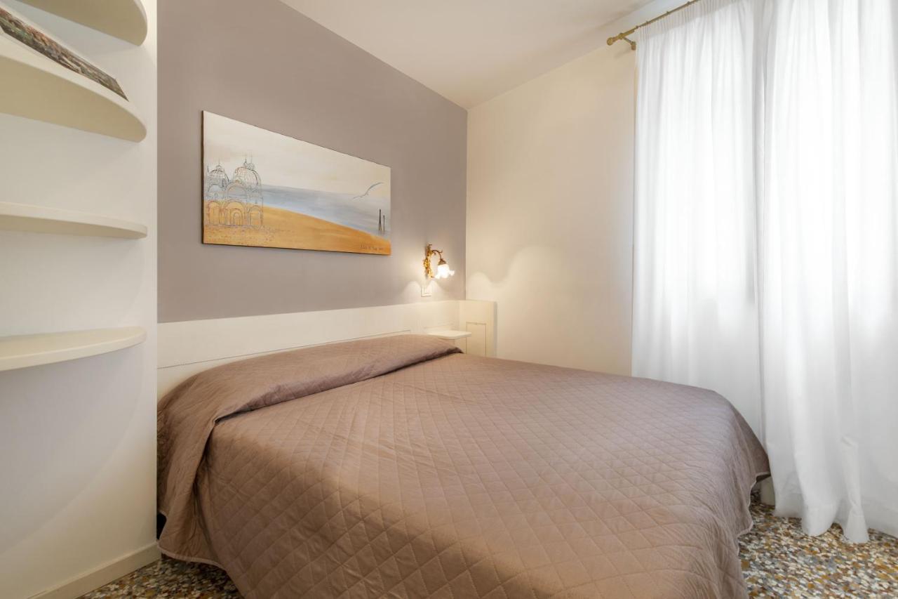 Friari Suite-Luxury Apt. Close To Rialto Bridge Venice Luaran gambar
