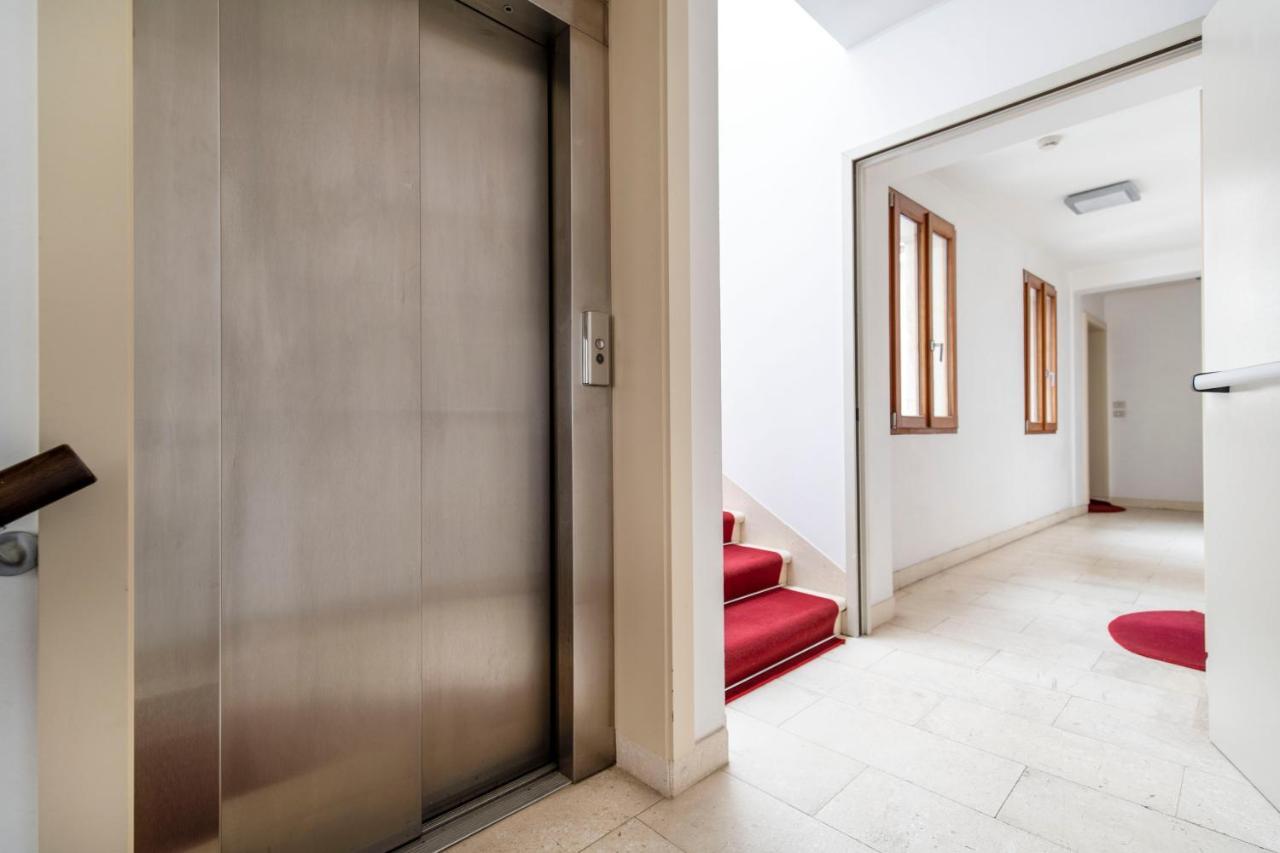Friari Suite-Luxury Apt. Close To Rialto Bridge Venice Luaran gambar