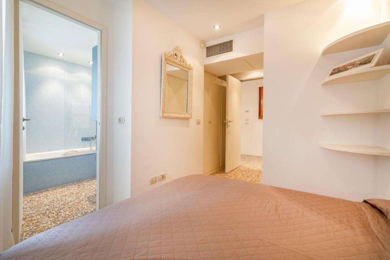 Friari Suite-Luxury Apt. Close To Rialto Bridge Venice Luaran gambar