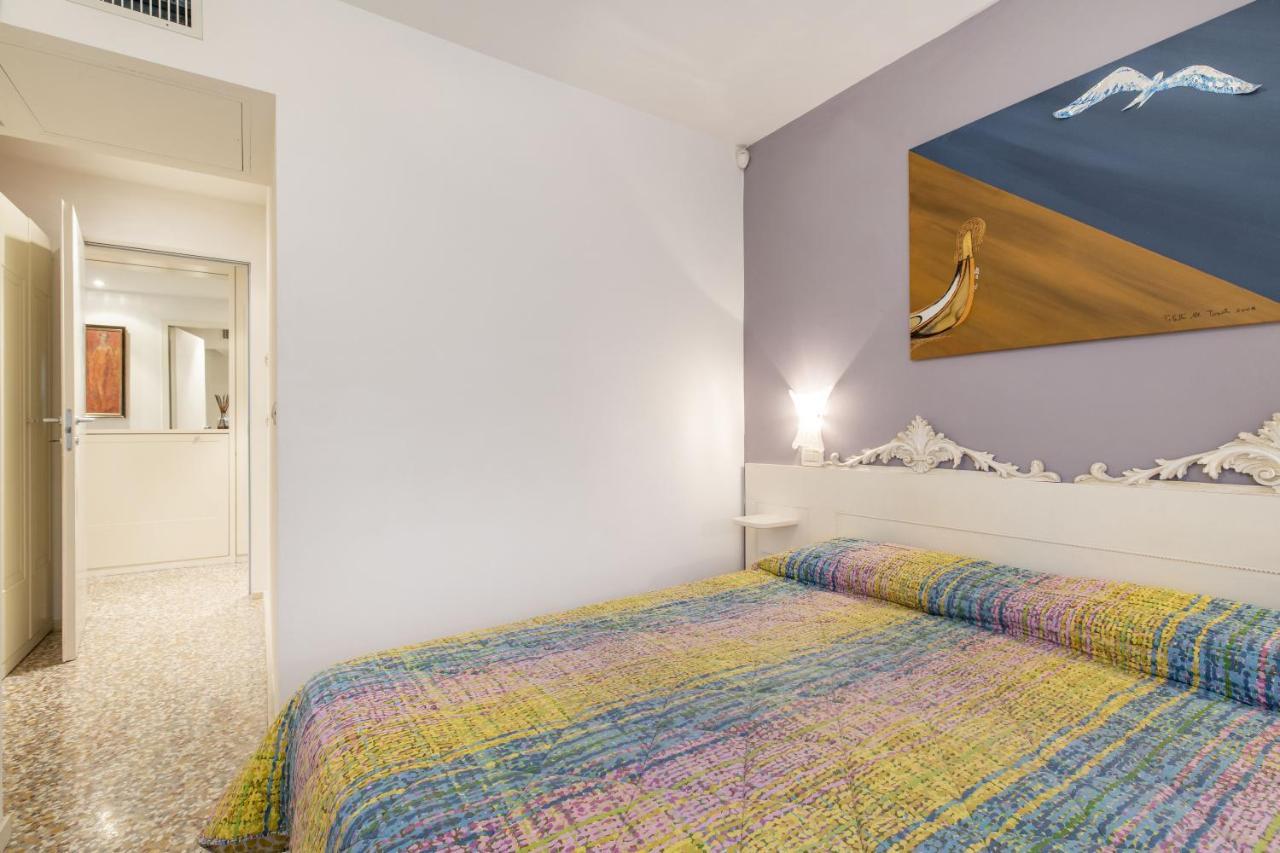 Friari Suite-Luxury Apt. Close To Rialto Bridge Venice Luaran gambar